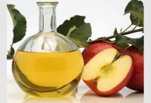 vinaigre-de-cidre-de-pomme-pour-la-peau